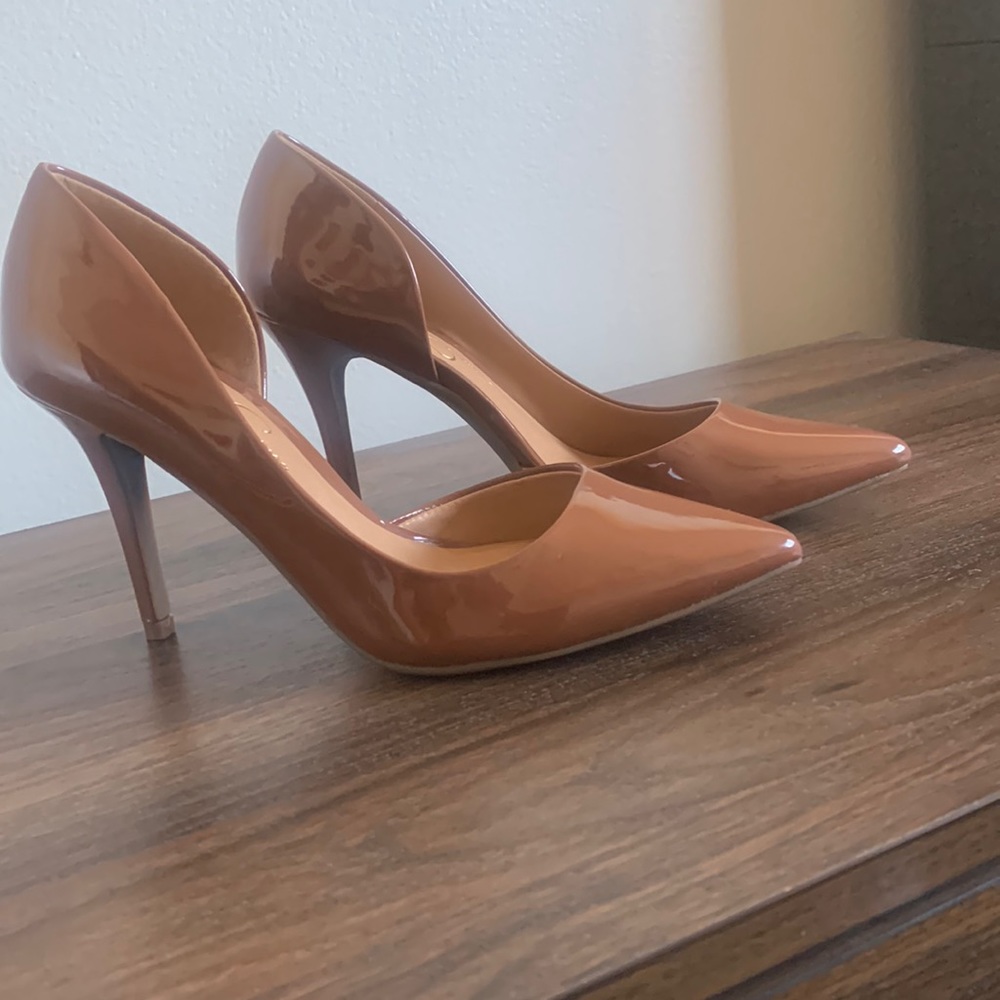 Brand new Jessica Simpson D’Orsay pumps w 4” heel.  Pointed toe.  Never worn.